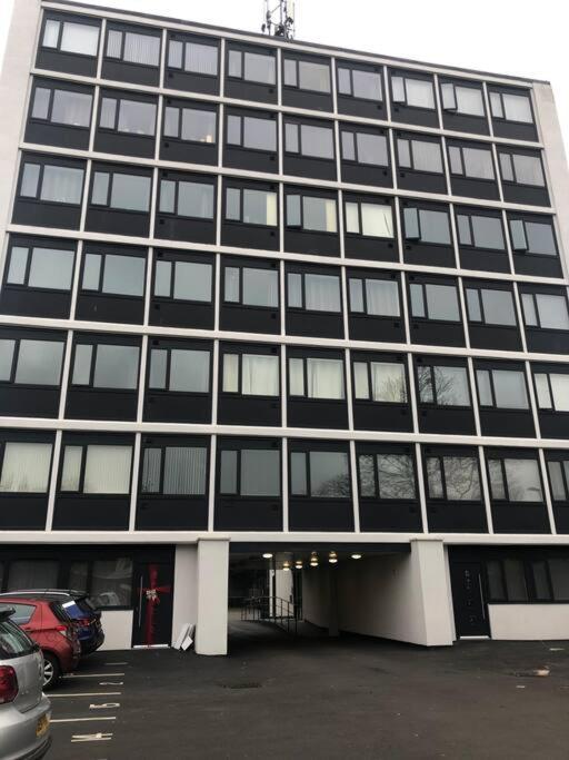 Entire Apartment / Nec / Resorts World / Birmingham Airport Sheldon  Extérieur photo